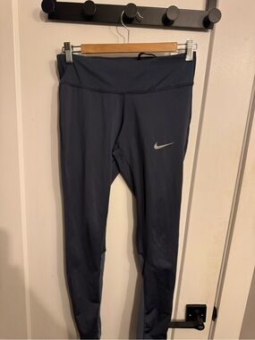 Nike Women’s Navy Blue Athletic Leggings (S)